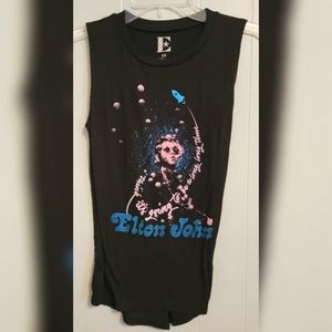 Elton John tank